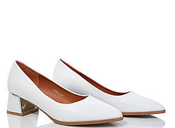 Жіночі білі матові туфлі на широких підборах 36 37 38 39 40