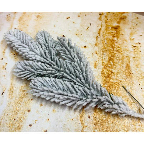 Декоративна гілка 34 см Штучні матеріали для декору та флористики Засніжена зелена, фото 1