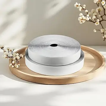 Клейова липучка біла 2,5 см (25м) М+П