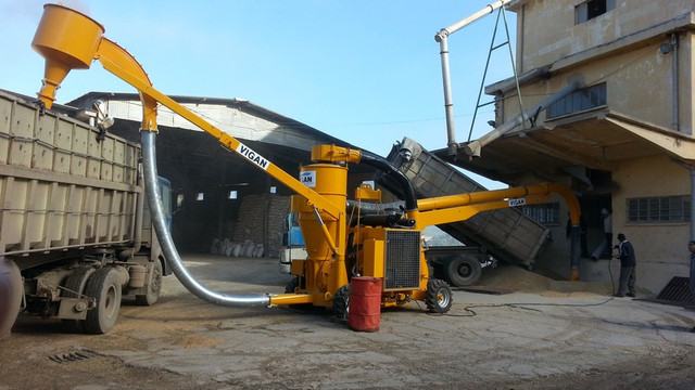 пневмопогрузчик зерна загрузка вантажівки