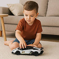 Металева машинка Автопром Lamborghini Aventador SVJ 1:24 біла — зі світлом, звуком і дверима, що відкриваються, арт. 68269A-2, фото 8