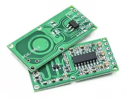 Мікрохвильовий датчик руху RCWL-0516 призначений для створення систем контролю присутності та безпеки