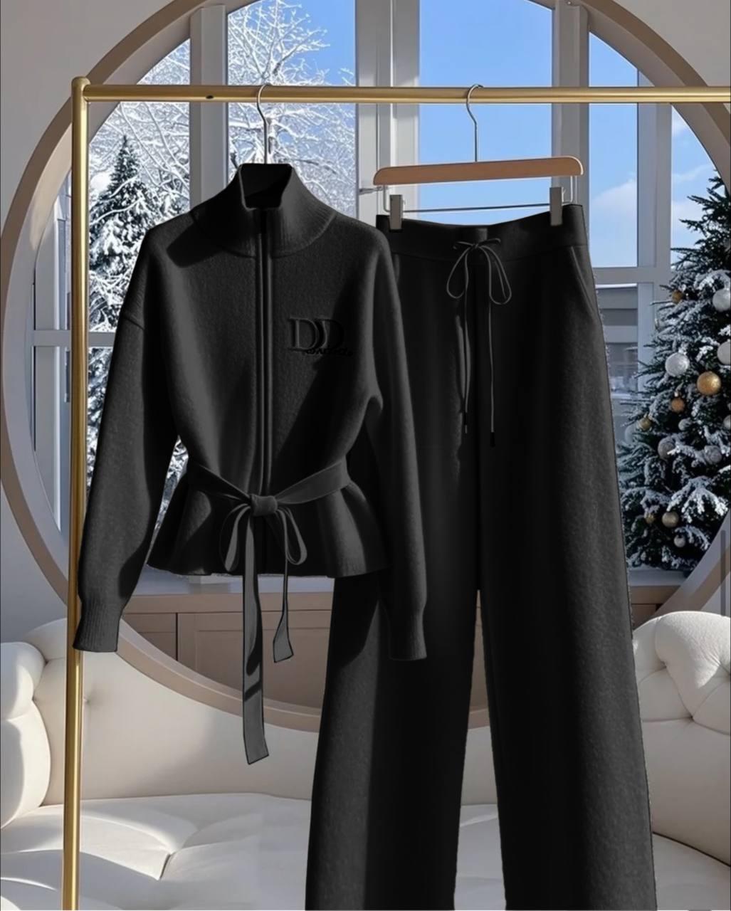 Двійка весна-осінь з вишивкою Модель: 1422-22-88 Колір: молоко, чорний, фото 1