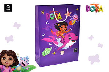 Пакет паперовий L QB004-202 "Дора мандрівниця" р.31x42x12 см qbee