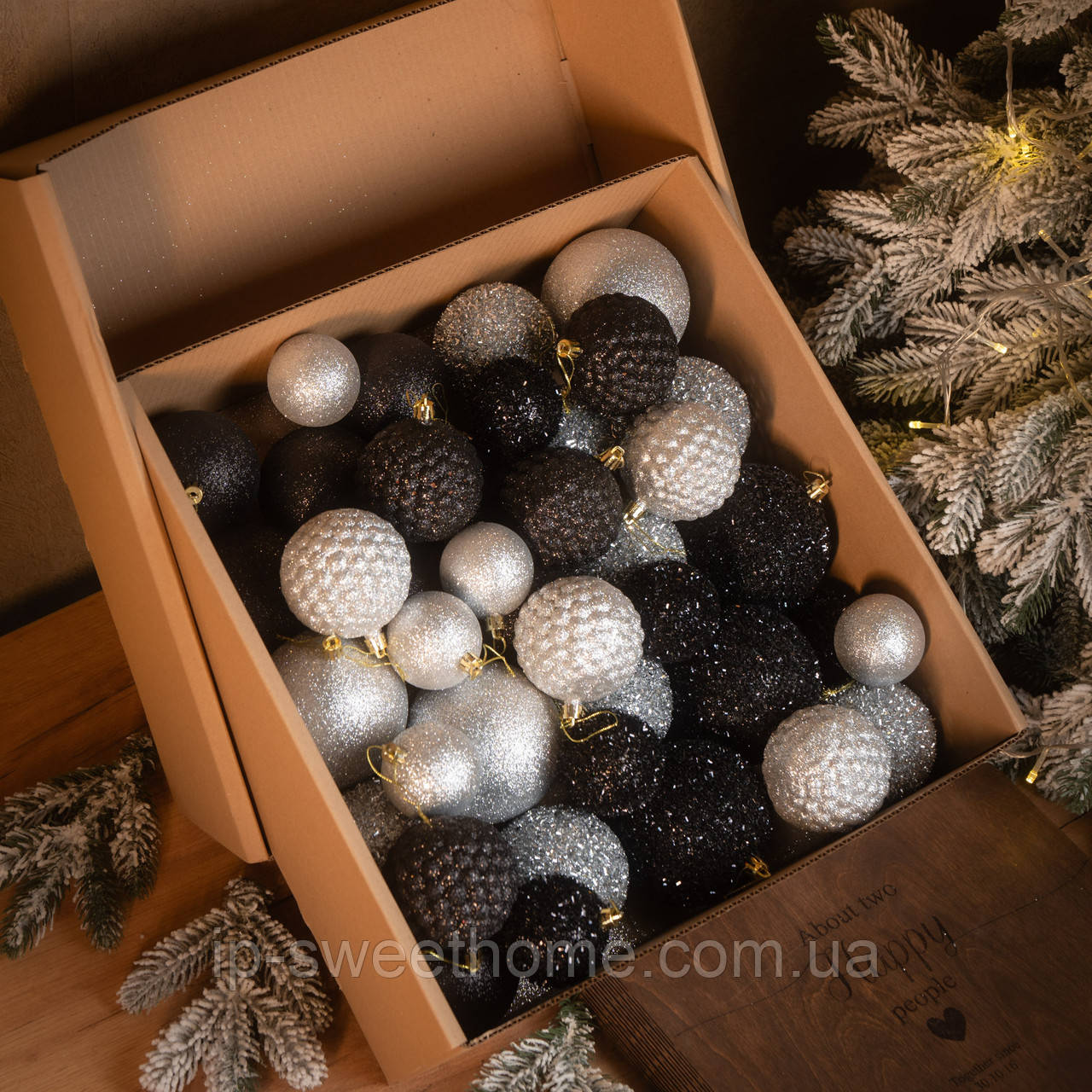 Набір новорічних куль "Блиск" 40 шт колір сірий і чорний