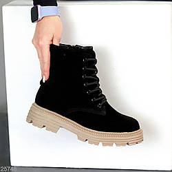 Чорні зимові черевики берці натуральна замша на бежевій підошві