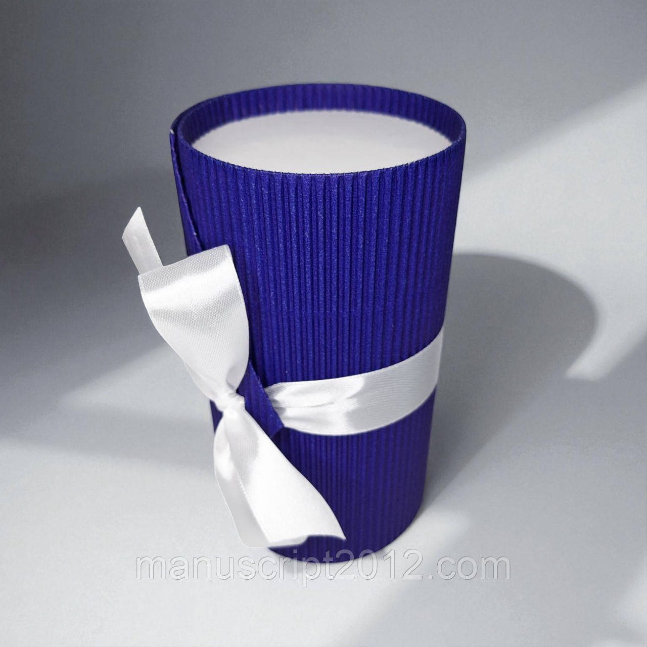 Коробка-тубус (140х90мм.) синьо-біла