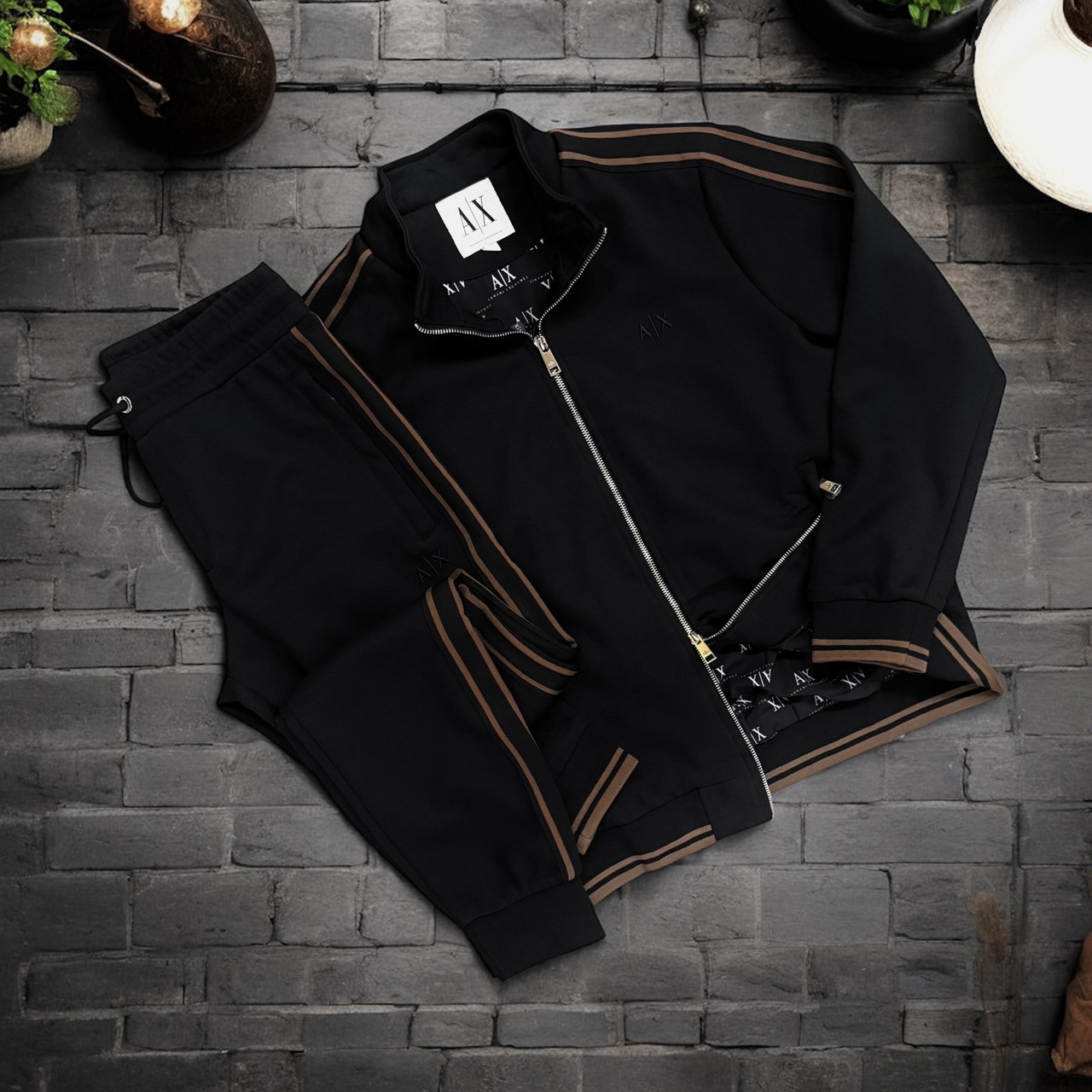 Спортивний костюм Armani чорний утеплений чоловічий спорт костюм Армані, демісезонний брендовий костюм без капюшона
