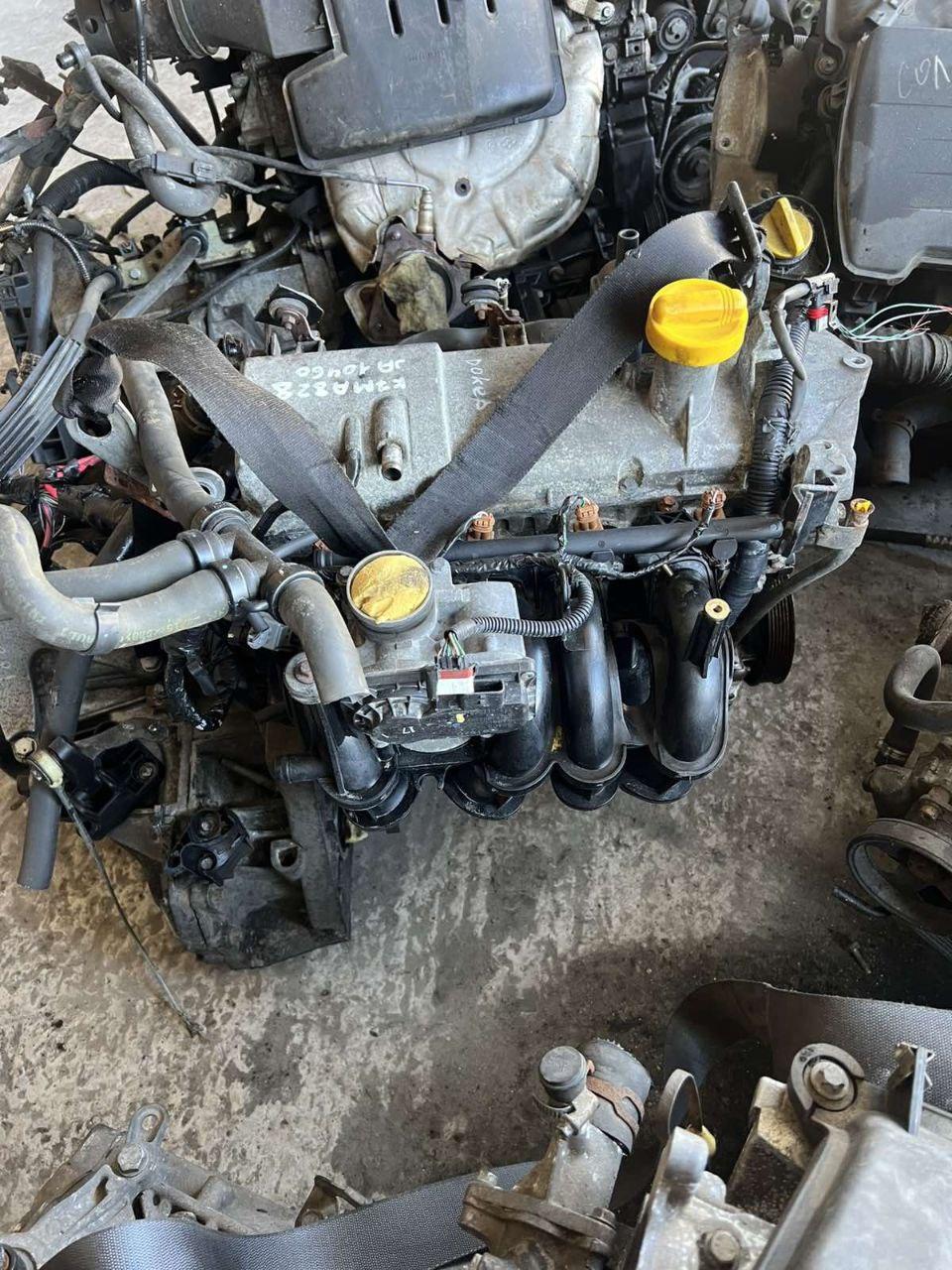 K7M 828 Двигун