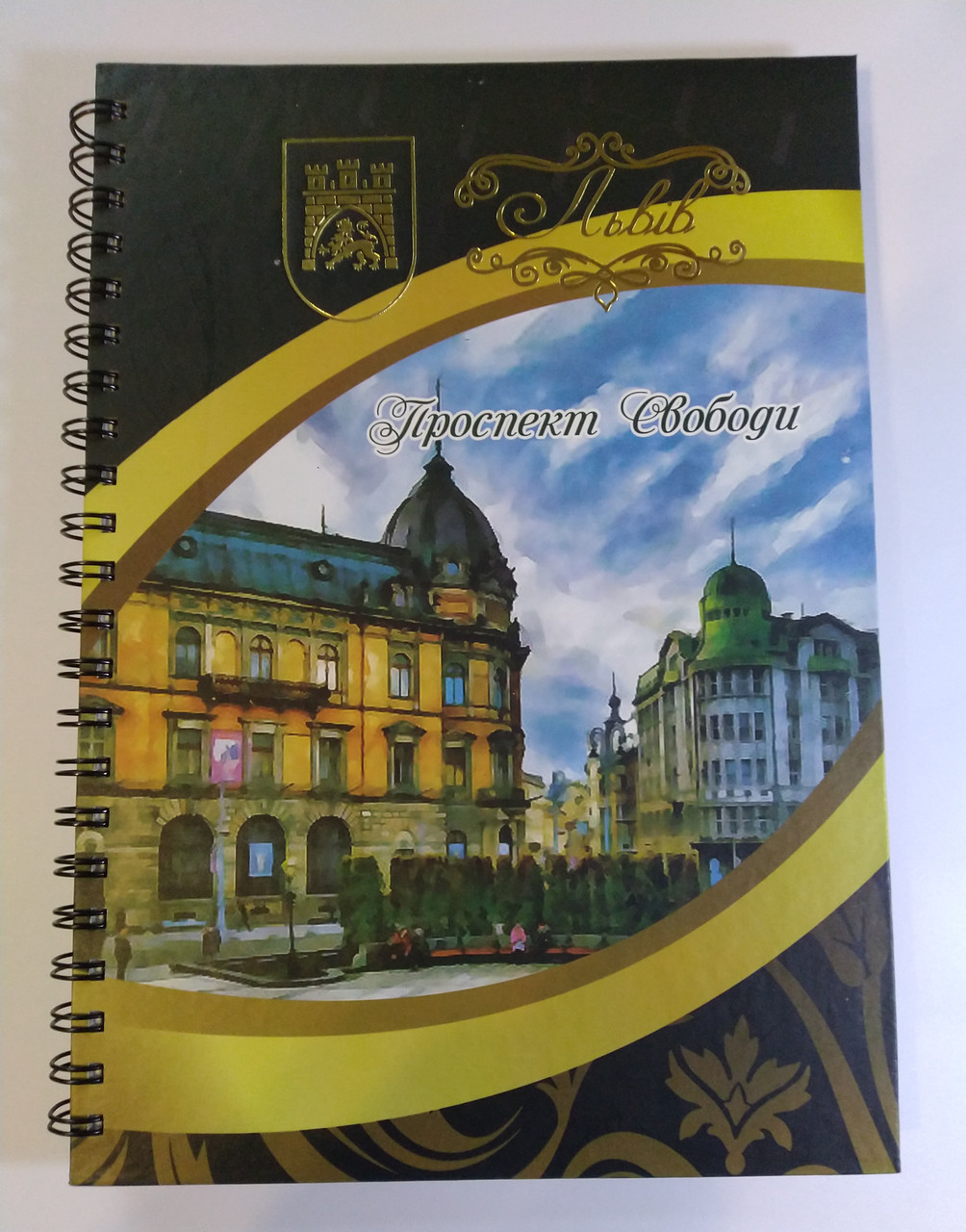 Канцелярська книга обліку, А4, бічна спіраль тверда обкладинка, клітинка 120 л, офсет
