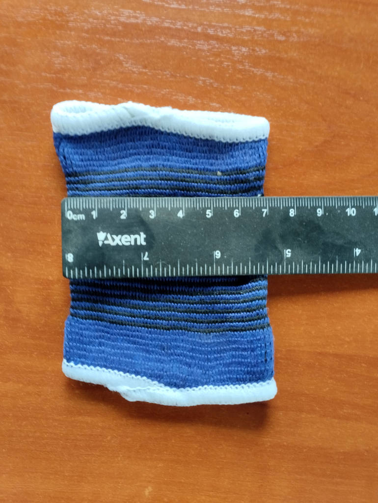 Бандаж (еластичний бинт) на лікоть нейлон 2 шт 11x19 см SPORT 6813 HP227 - фото покупців 1