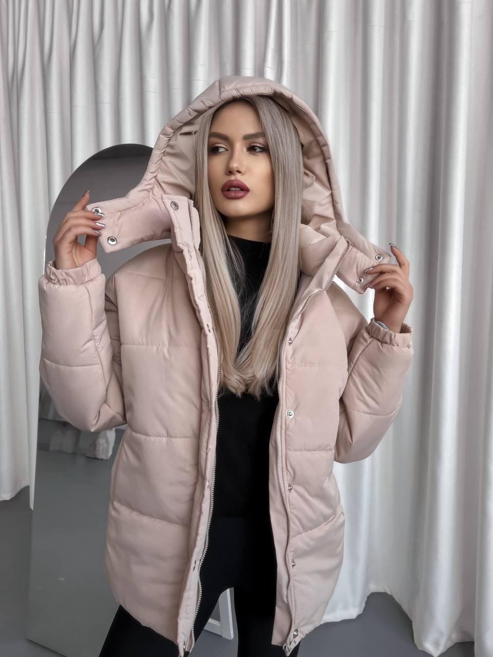 Пуховик жіночий з відстібним капюшоном і утеплювачем силікон 250 Модель: АР-5-10443 Колір: бежевий, моко, фото 1