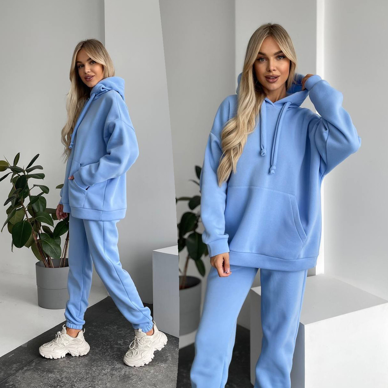 Блакитний теплий жіночий костюм з об'ємним худі з тринитки на флісі, фото 1