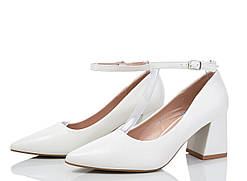 Білі туфлі човники широкий каблук матові 36 37 38 39 40 41