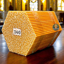 Свічка церковна № 140 1 пачка 700 штук час горіння 30 хвилин