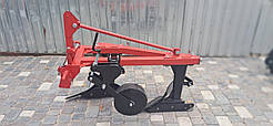 Двокорпусний плуг 2-25 Віракс з тягою під боронку для мінітрактора