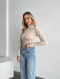 Бежевий теплий жіночий гольф із трикотажу джерсі з начосом, фото 3