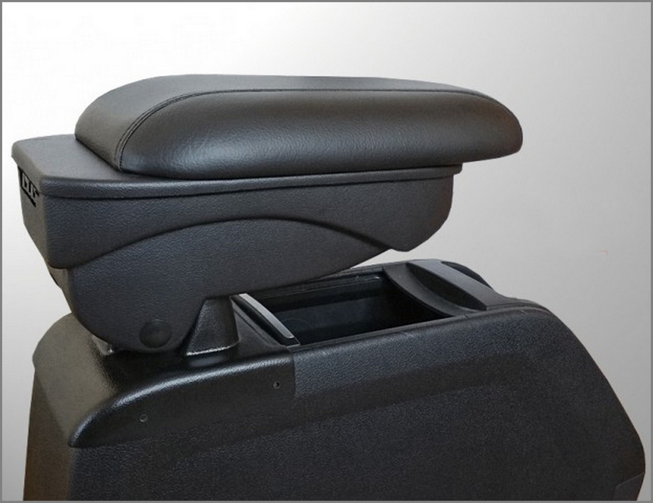 Підлокітник Armcik S1 з зсувною кришкою для Citroen Berlingo II B9 2008-2018 (з встановленим органайзером), фото 1