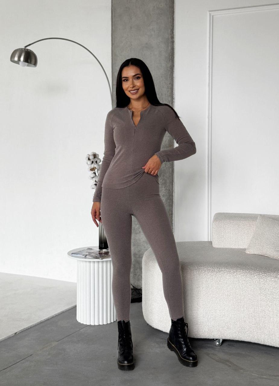 Сіро-кавовий теплий жіночий термо-костюм із трикотажу пума, фото 1