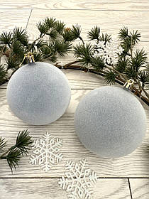 Новорічна прикраса - куля оксамитова . Куля для прикрашання ялинки ( сіра , 10 см )