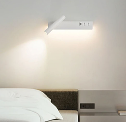 Біле бра з поворотним спотом зліва + розʼєм USB WJ028/2 R WT (правий) + USB-A