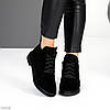 Дизайнерські замшеві зимові низькі чорні черевики асиметричний дизайн, фото 5