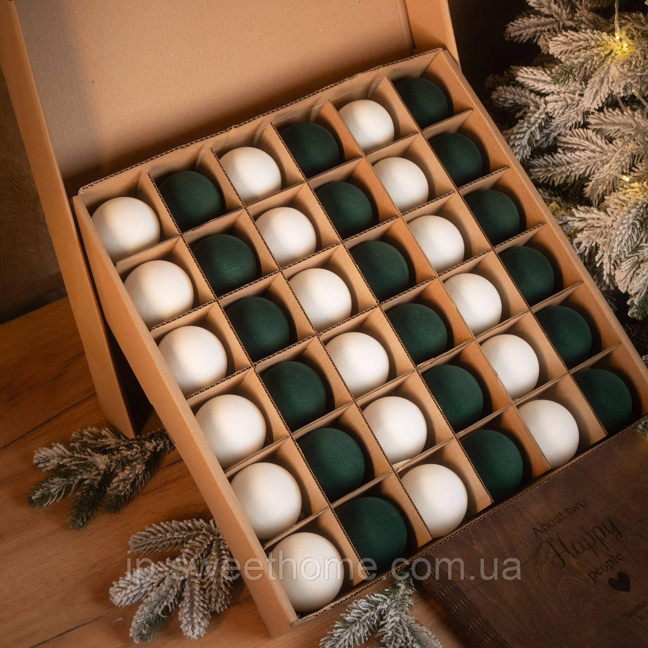 Набір новорічних куль "Оксамитовий мікс" колір смарагдовий