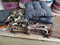 Подушка на стільчик 40х40