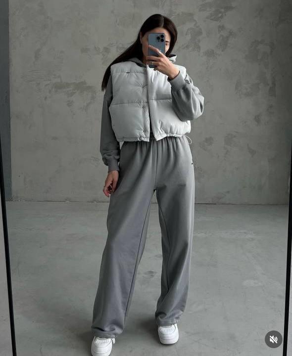 Костюм-трійка: спортивний костюм + жилетка Модель: 1554-1245 Колір: чорний, молоко, шоколад, сірий, фото 1