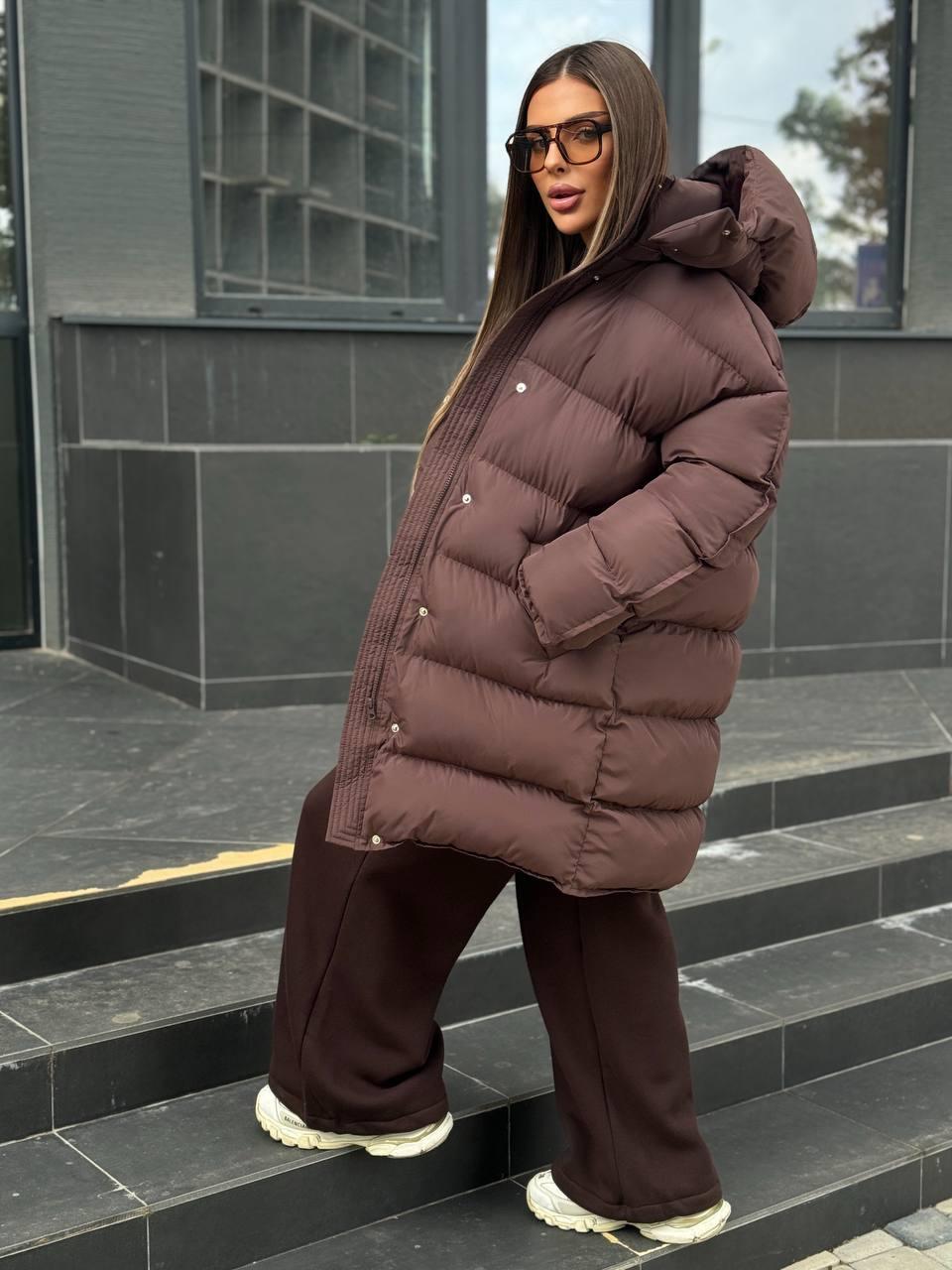 Жіноча подовжена куртка пуховик із капюшоном, фото 1