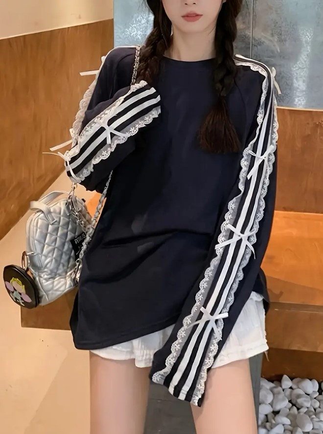 Молодіжна жіноча кофта з мереживом, фото 1