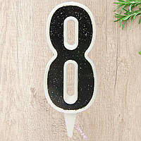 Свічка цифра 8 чорна у святковий торт