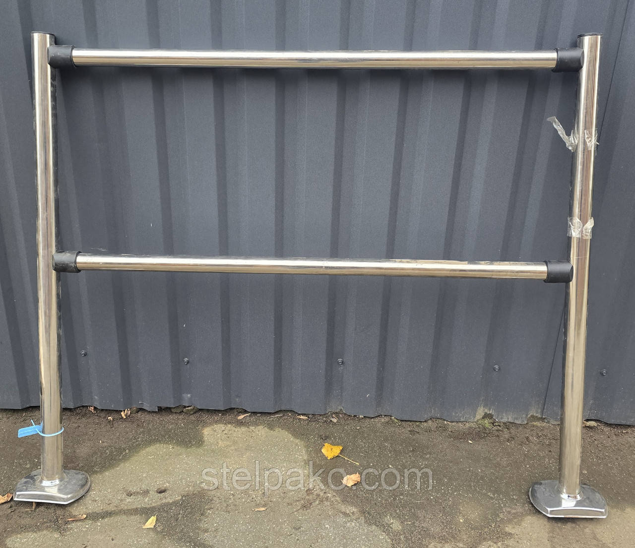 Комплект огорожі 120 см., висота 105 см., (2 стовпчики + 2 труби) Б/у, фото 1