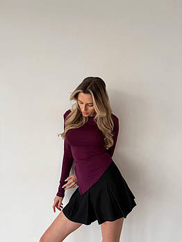 Базовий асиметричний лонгслів 42–46 бордовий