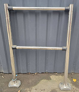 Комплект огорожі 77 см., висота 105 см., (2 стовпчики + 2 труби) Б/у