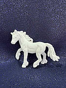 Новорічна фігурка білого коня, оксамитова, 10*13 см, символ 2026 року