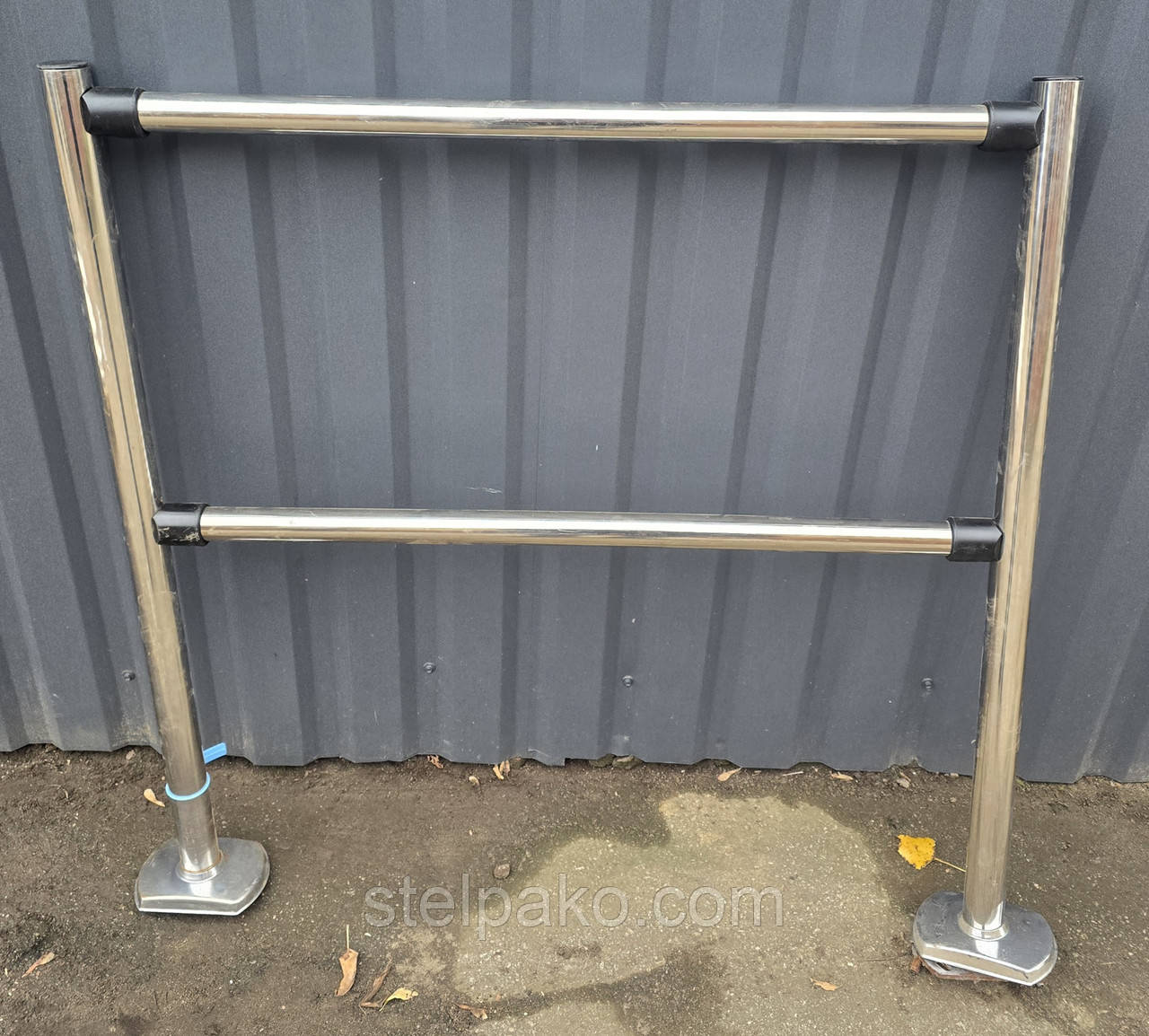 Комплект огорожі 105 см., висота 105 см., (2 стовпчики + 2 труби) Б/у, фото 1