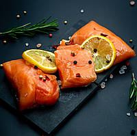 Шматки лосося с/с б/ш 250г