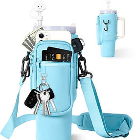 Чохол-сумка для термокружки Stanley Quencher 1,18 л блакитного кольору KT7001306 з ремінцем, захисний кейс для кухля