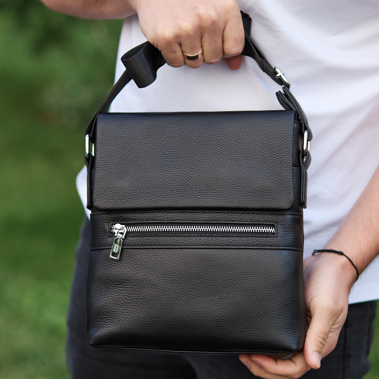 Чоловіча барсетка 23х26х6, месенджер через плече шкіряний Tiding Bag 80471 чорний