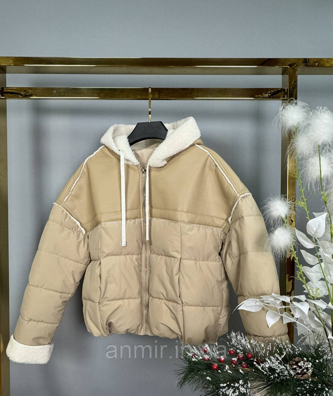 Жіноча демісезонна куртка з імітацією дублянки норм 42-48, колір бежевий