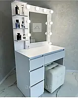 Туалетний столик з підсвіткою