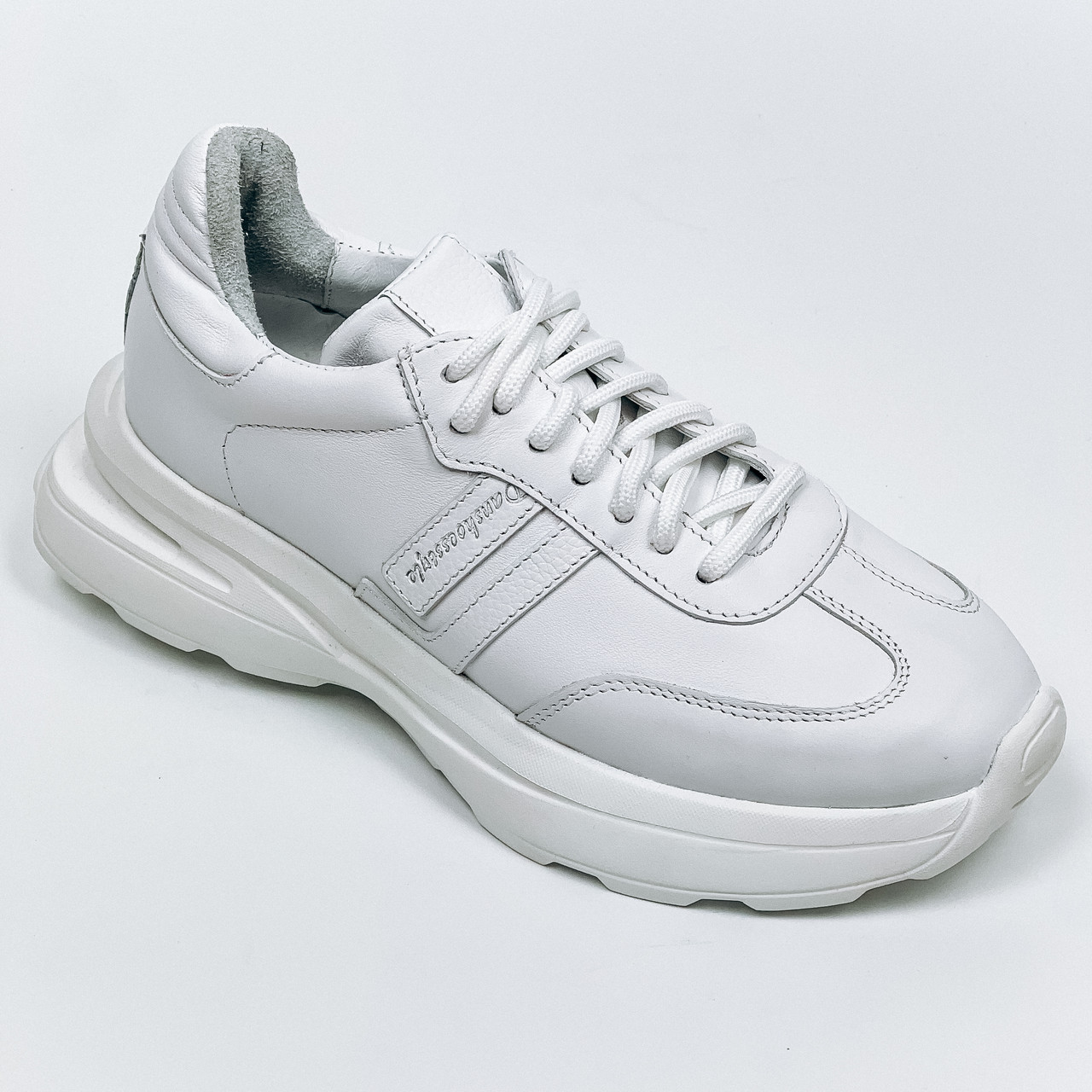 Жіночі шкіряні кросівки білого кольору на шнурівці Danshoes 413/8 білі розмір 36, фото 1