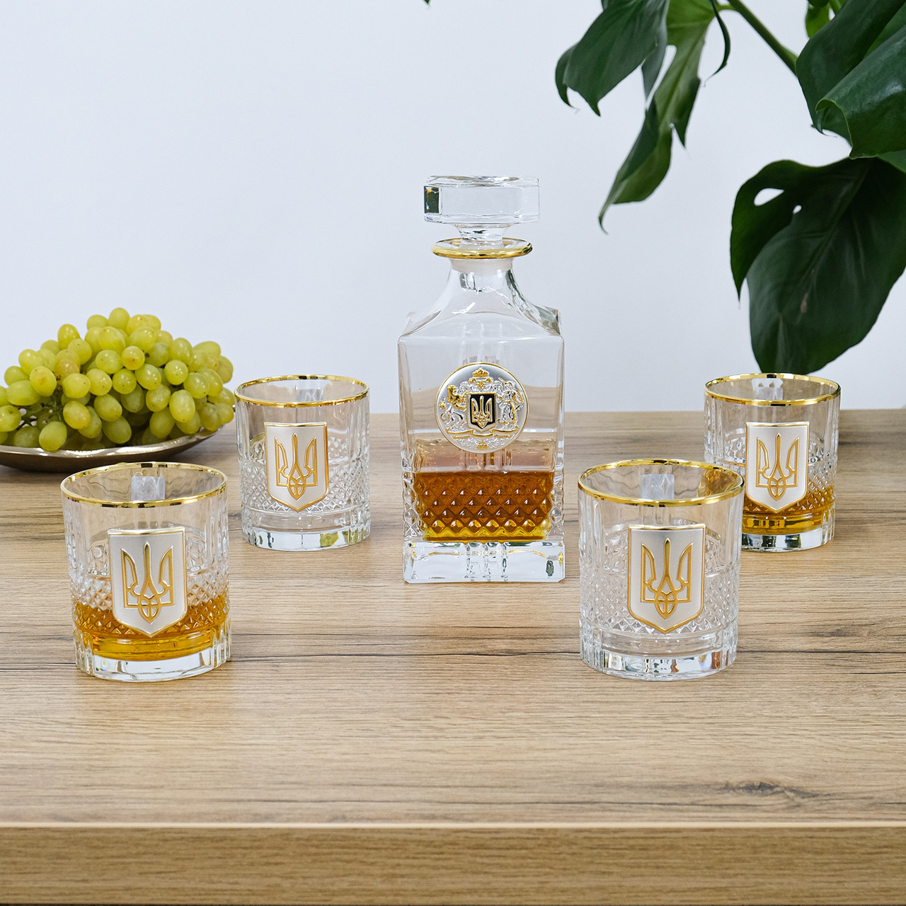 Набір для віскі "Тризуб" графин та 6 стаканів з тризубами кришталь, золото, срібло, фото 1