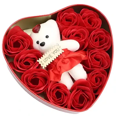 Подарунок улюбленого набору коробка у формі серця з мильними квітками 11 троянд 1 ведмедик ароматний романтичний. Топ!, фото 1