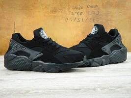 Кросівки Nike Huarache живі фото. Саме такі моделі продаються на нашому сайті Im-polli. У нас Ви можете купити Nike Huarache за найкращою ціною.