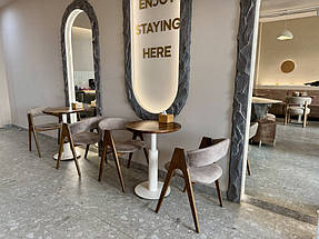 М'який стілець "Джим" з дерева і трендової дизайнерської тканини.