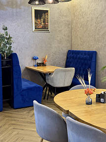 Стіл прямокутний для ресторану "Серія Жук" з масиву дерева та металу від виробника Lofty
Диван м'який "Кобальт" для кафе та ресторанів