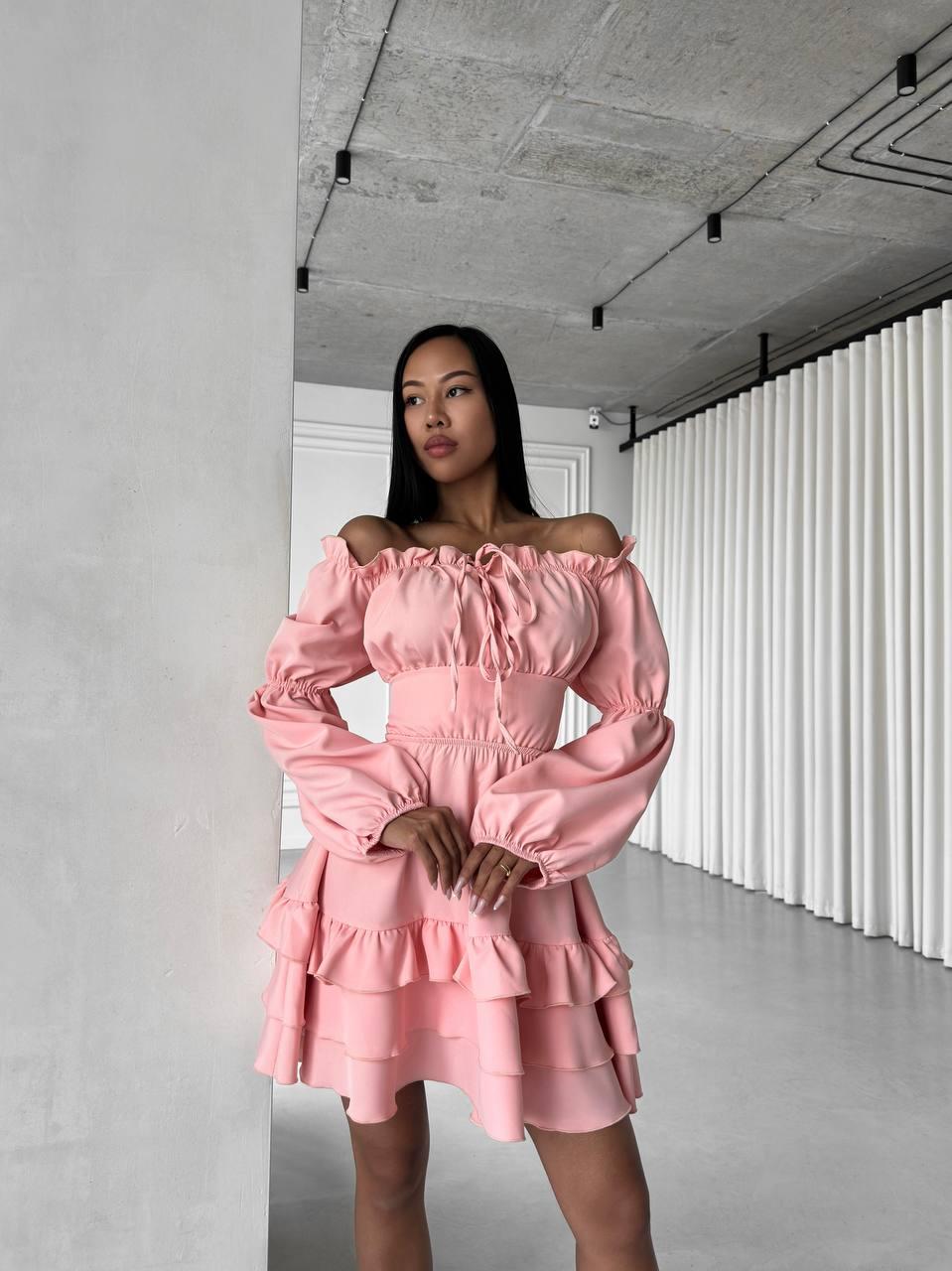 Сукня міні з воланами та шнурівкою Модель: 1432-216 Колір: чорний, блакитний, пудра, фото 1