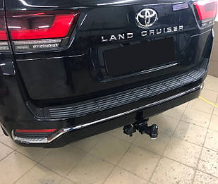 Фаркоп під квадрат Toyota Land Cruiser 300 (з 2021 --) VAstol